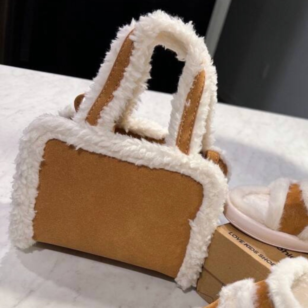 Fluffy mini purse